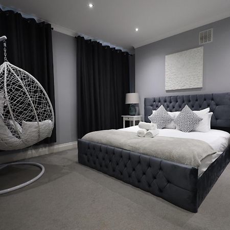 Lovely 3Br Garden Apartment L Abbey Road, Londra Esterno foto