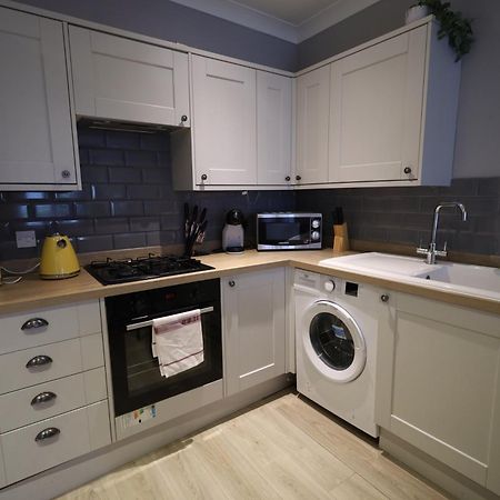 Lovely 3Br Garden Apartment L Abbey Road, Londra Esterno foto