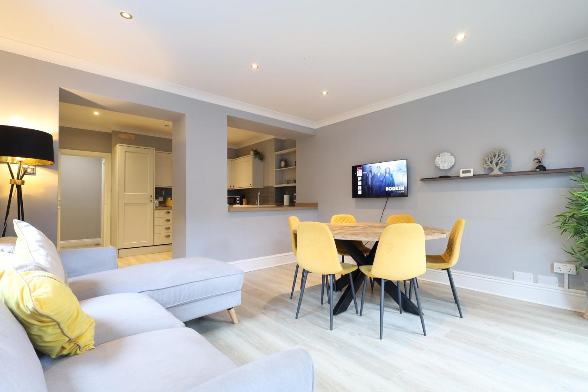 Lovely 3Br Garden Apartment L Abbey Road, Londra Esterno foto