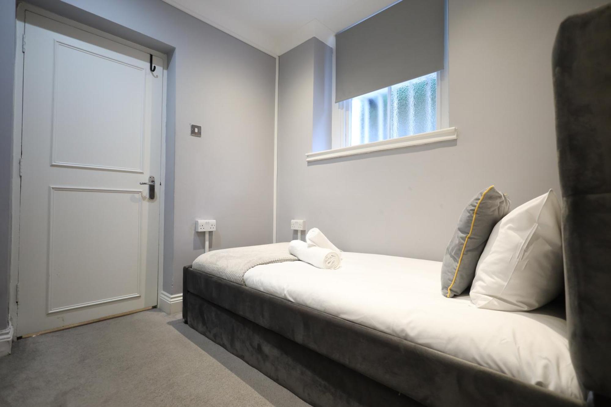Lovely 3Br Garden Apartment L Abbey Road, Londra Esterno foto