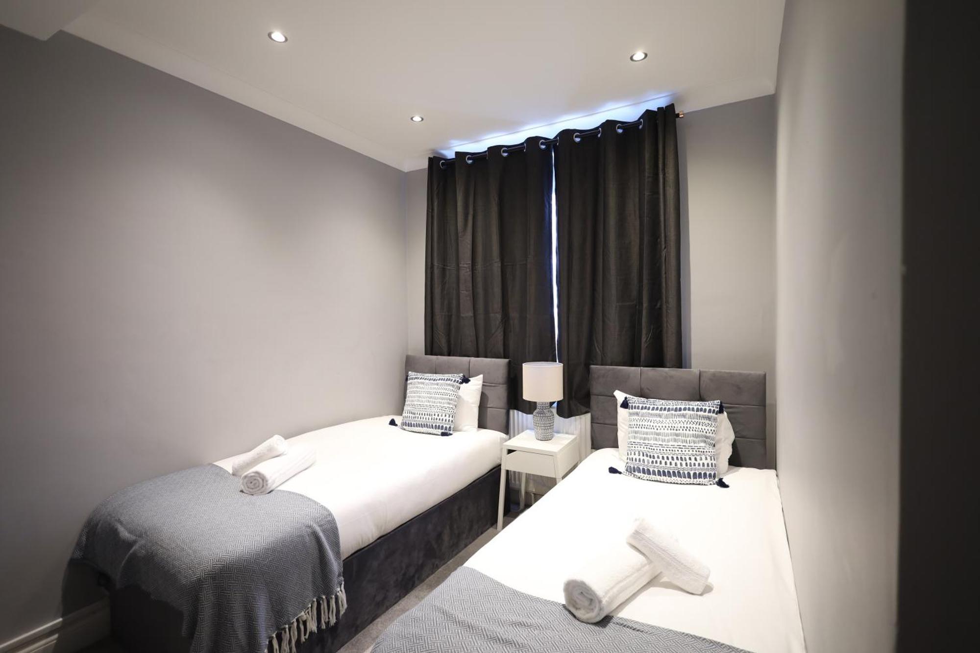 Lovely 3Br Garden Apartment L Abbey Road, Londra Esterno foto