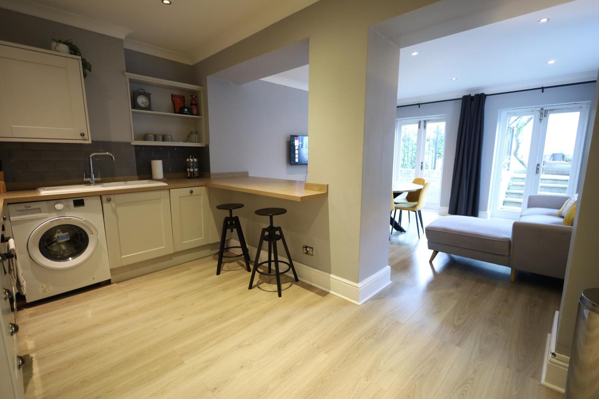 Lovely 3Br Garden Apartment L Abbey Road, Londra Esterno foto