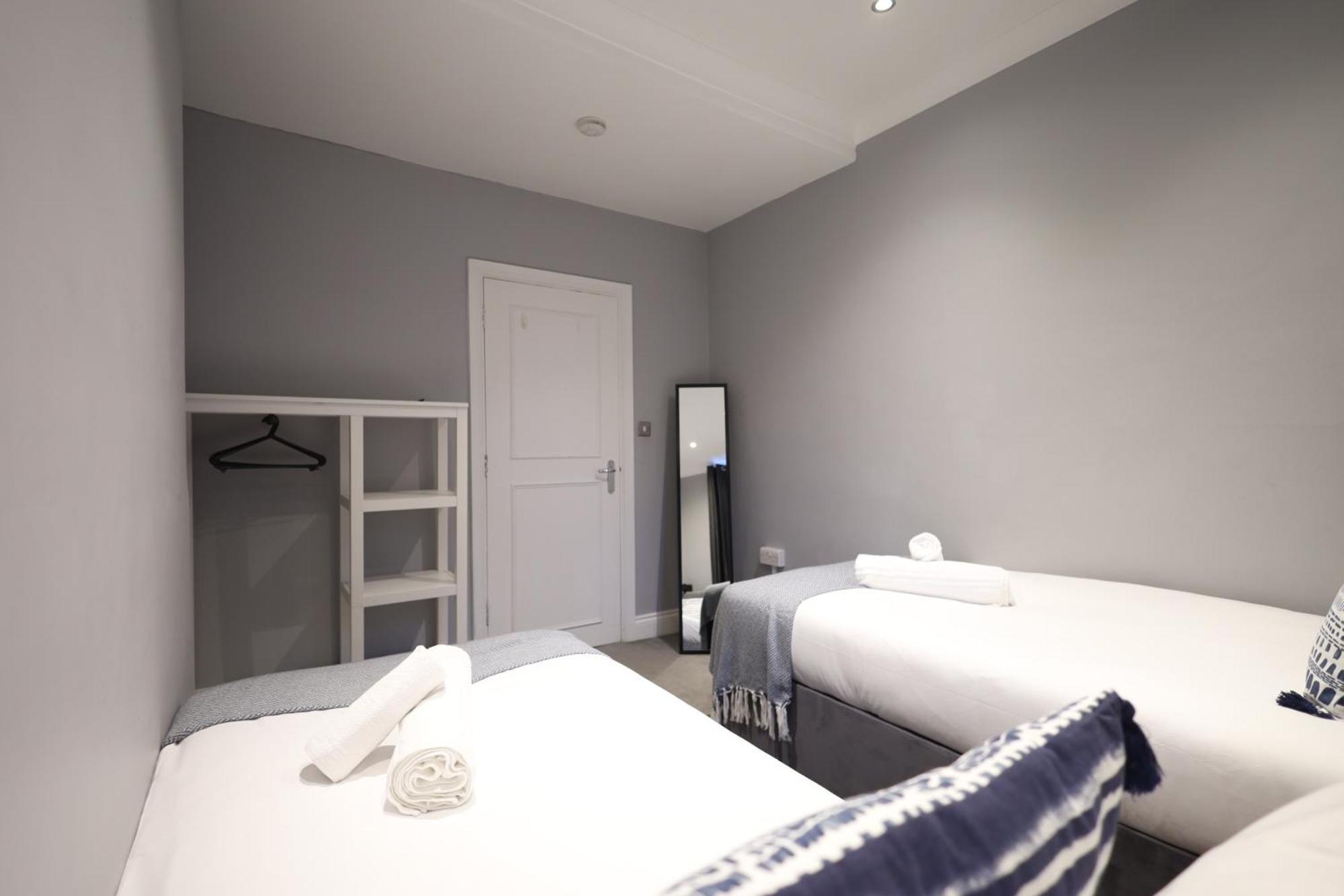 Lovely 3Br Garden Apartment L Abbey Road, Londra Esterno foto
